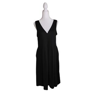 24Seven Comfort Apparel Women's Black V-neck Tank Top Maxi Dress. Size L